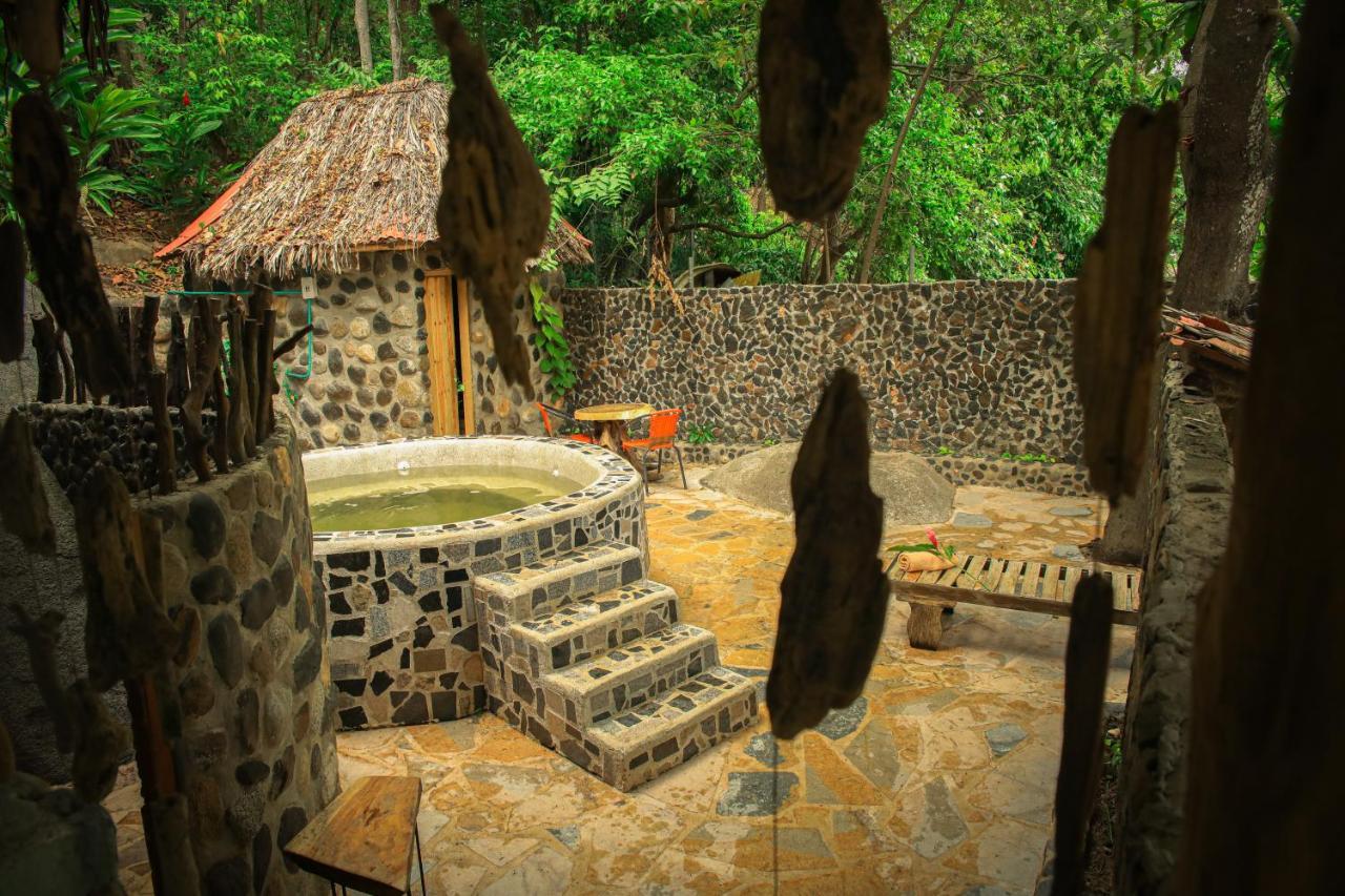 Restaurante, Hostal Y Spa Mama Neyumun El Zaino Zewnętrze zdjęcie